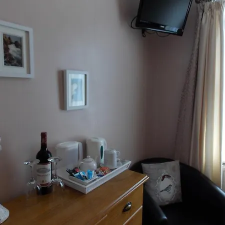 Chiverton House Guest 4*